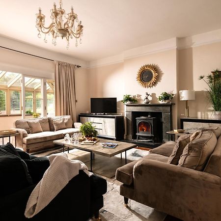 ブランドフォード・フォーラム Downwood Vineyard Manor In Idyllic Countrysideヴィラ エクステリア 写真