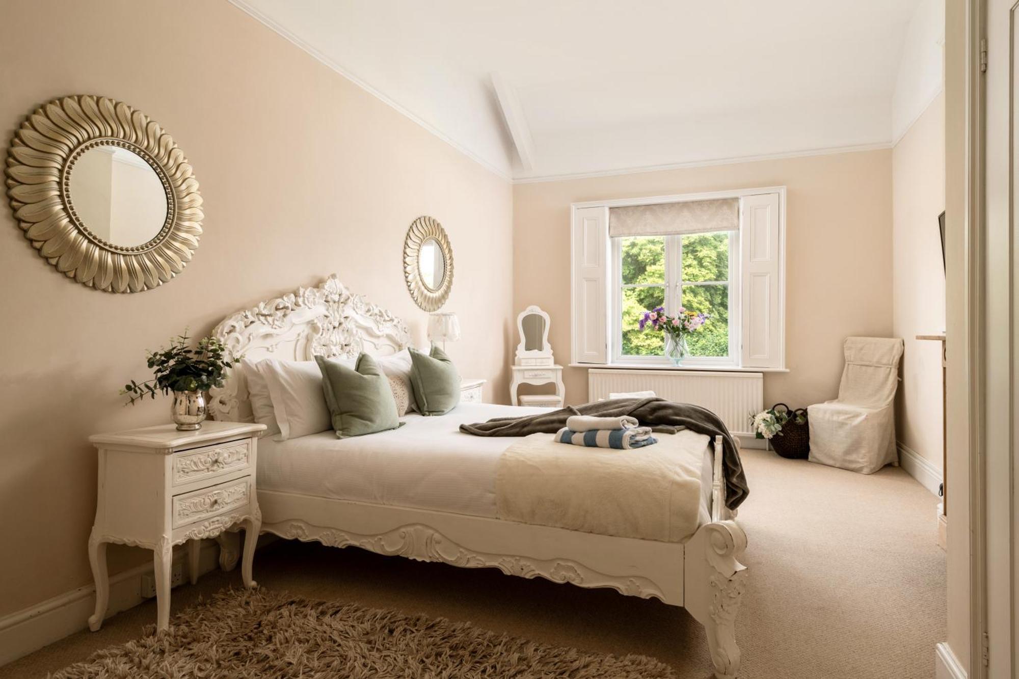 ブランドフォード・フォーラム Downwood Vineyard Manor In Idyllic Countrysideヴィラ エクステリア 写真