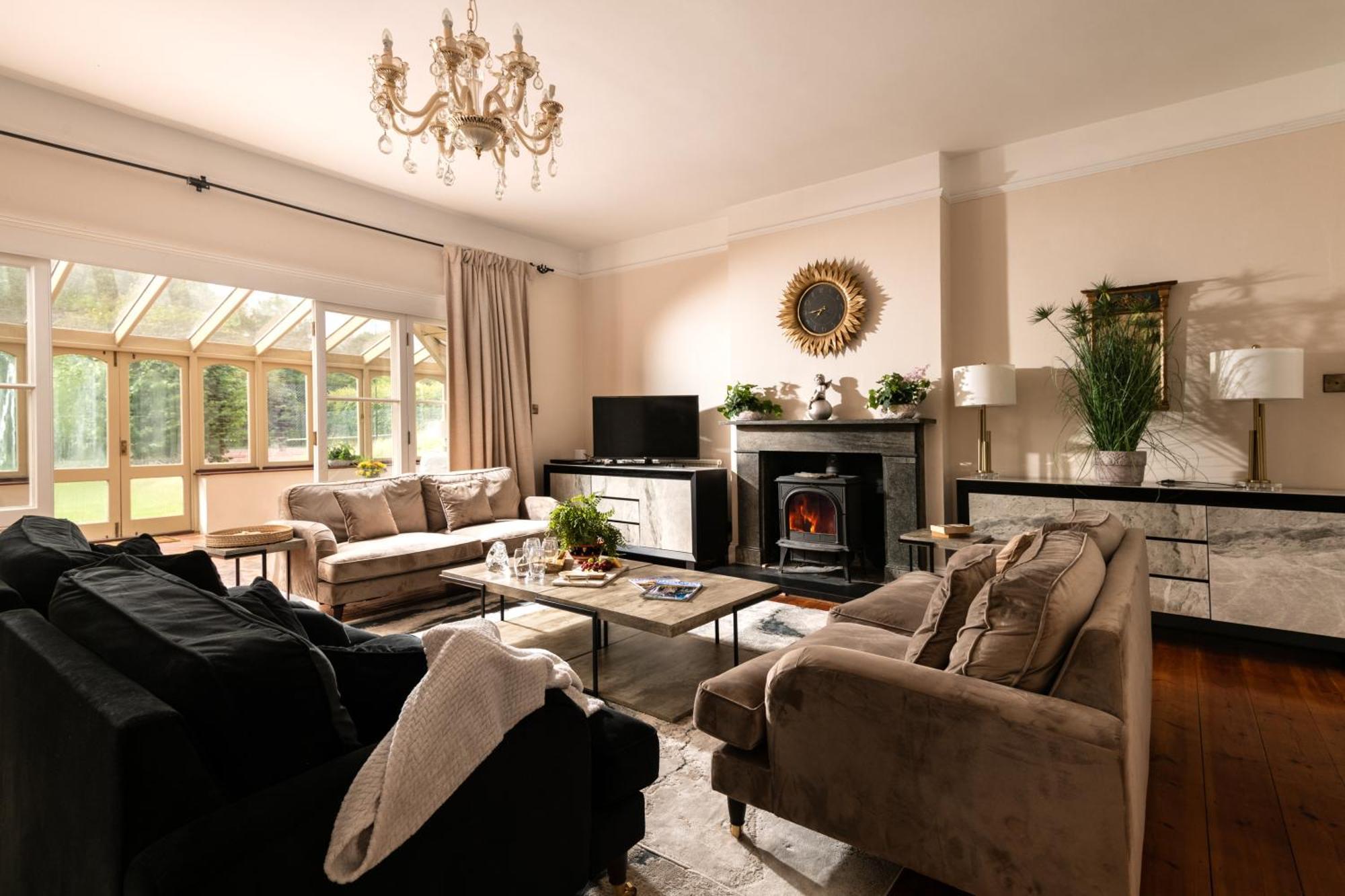 ブランドフォード・フォーラム Downwood Vineyard Manor In Idyllic Countrysideヴィラ エクステリア 写真
