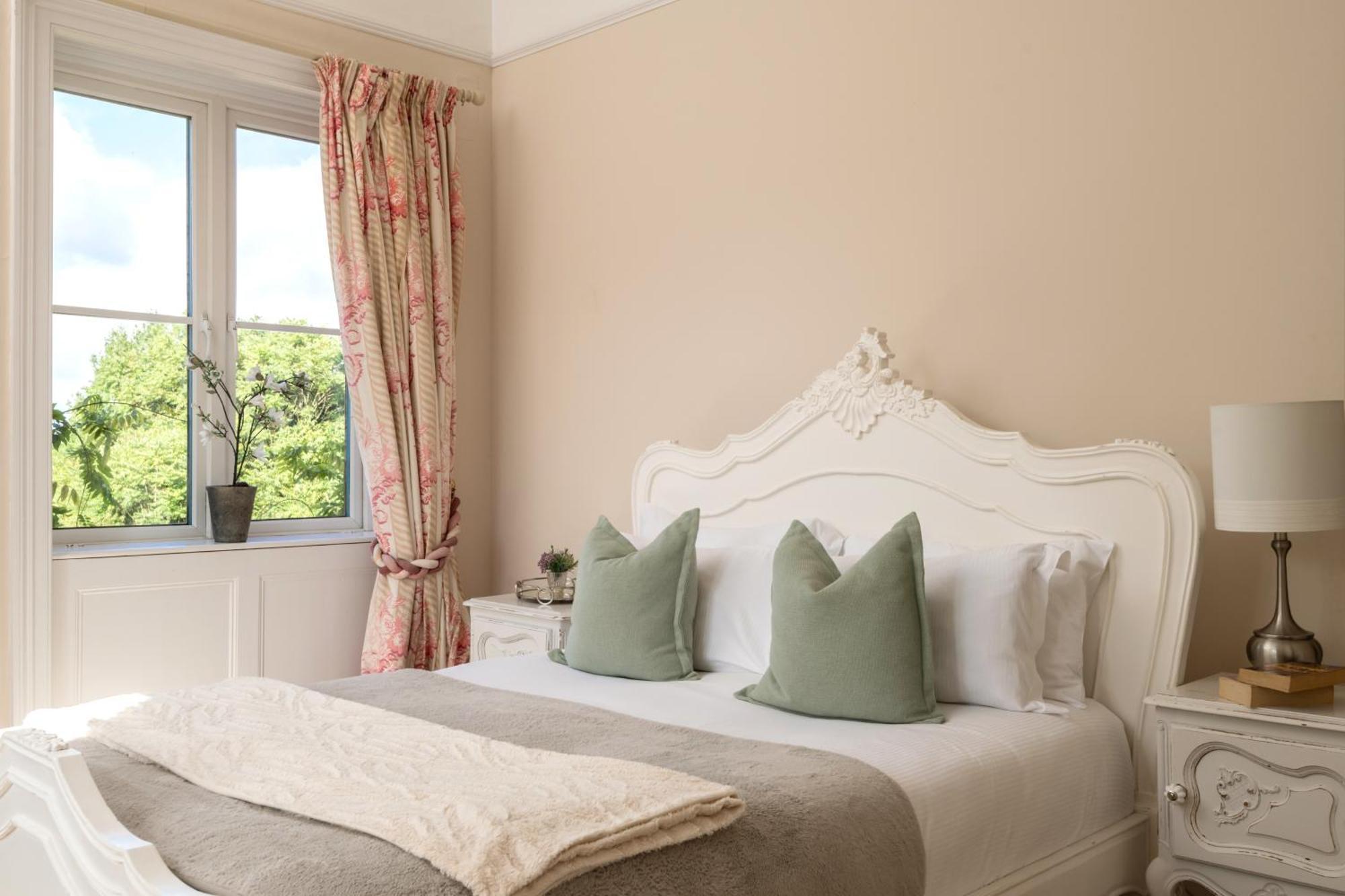 ブランドフォード・フォーラム Downwood Vineyard Manor In Idyllic Countrysideヴィラ エクステリア 写真