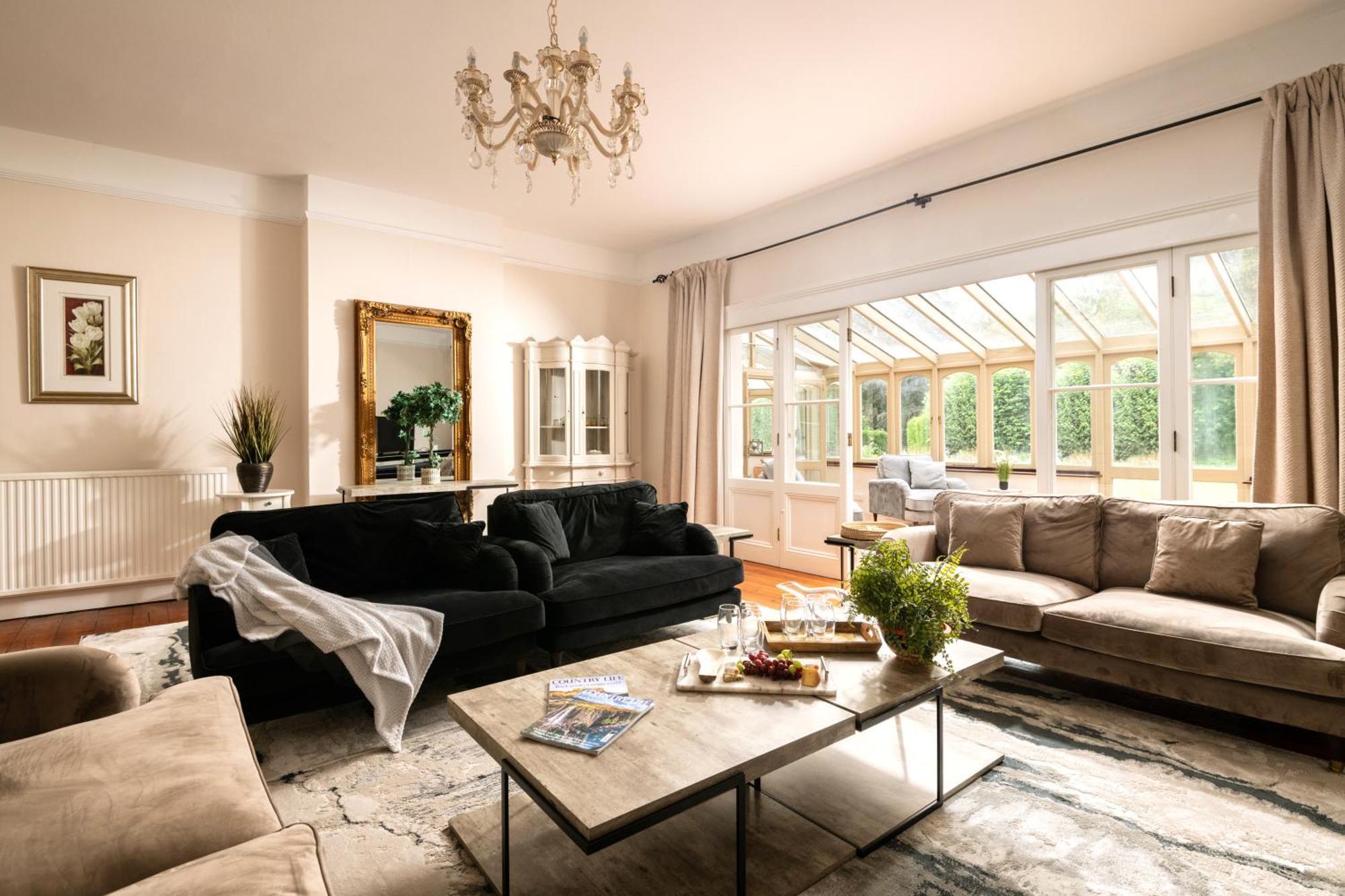 ブランドフォード・フォーラム Downwood Vineyard Manor In Idyllic Countrysideヴィラ エクステリア 写真