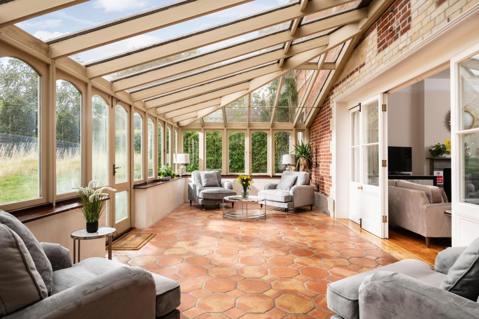 ブランドフォード・フォーラム Downwood Vineyard Manor In Idyllic Countrysideヴィラ エクステリア 写真